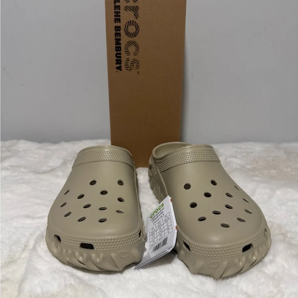 Crocs Salene Bembury Unisex Beige Clogs